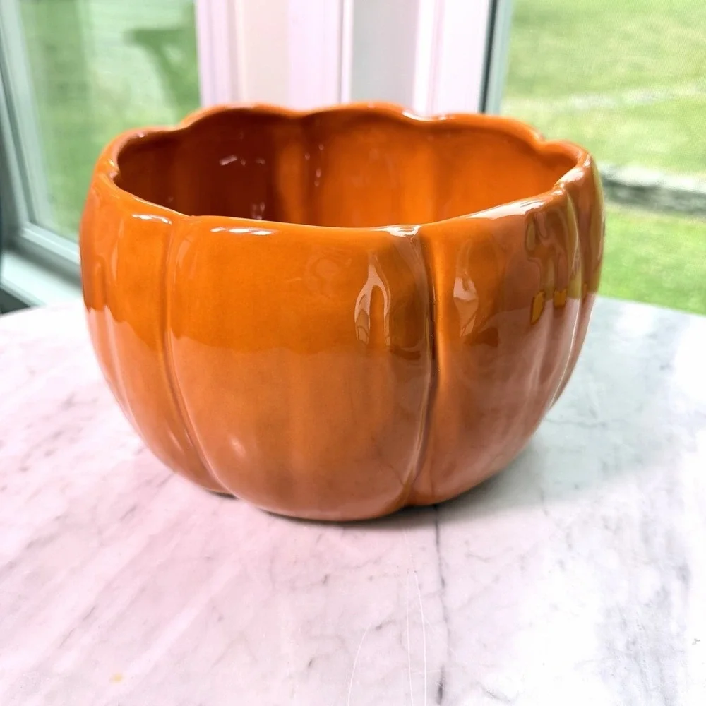 Pottery Barn Rustic Pumpkin Ceramic Serving Bowl Orange Halloween Fall 8